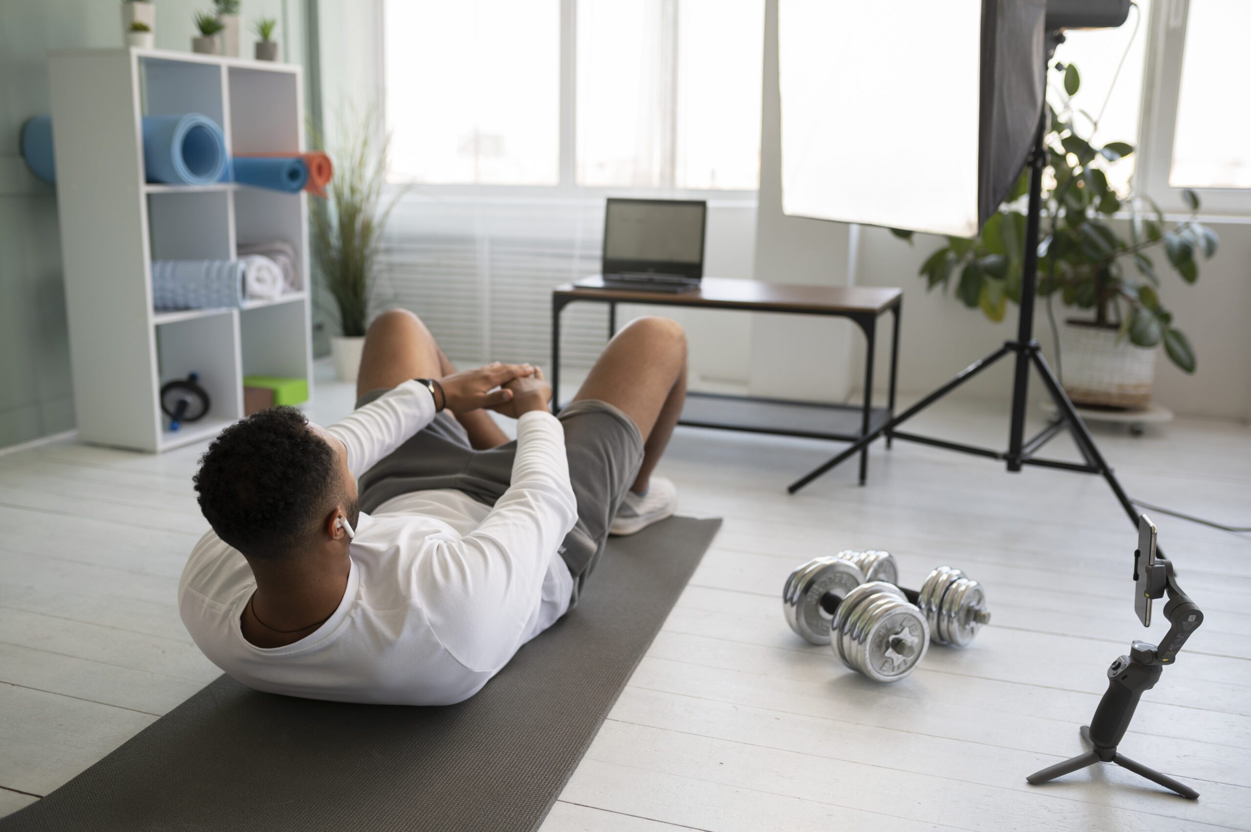 Treino funcional em casa: exercícios sem equipamentos para evoluir